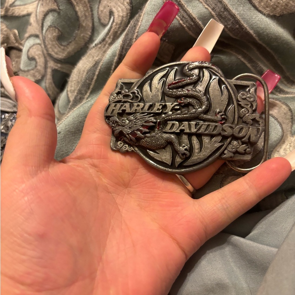 Belt buckle